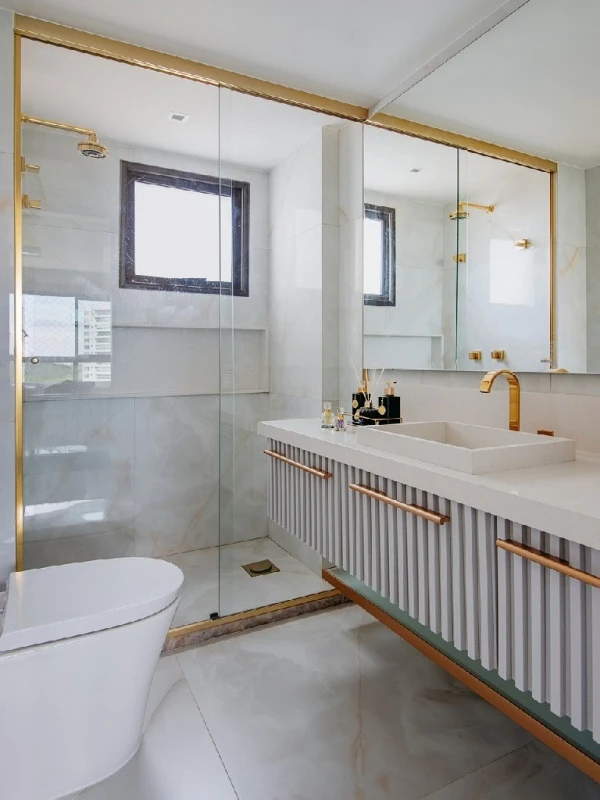 armários planejados de banheiro