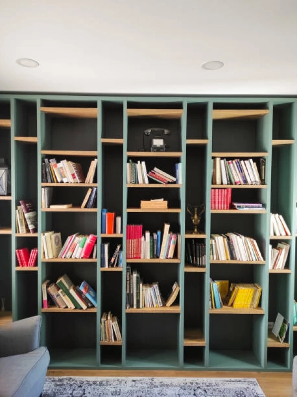 estante sob medida para sala