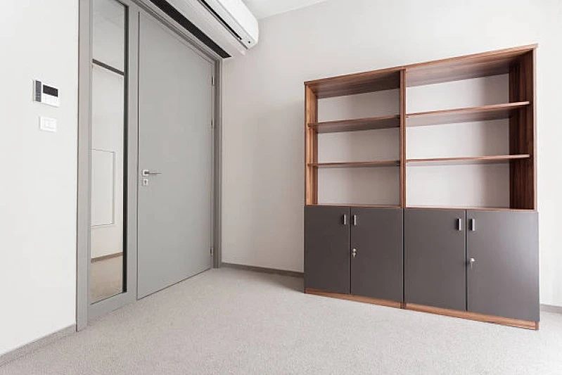 mesa planejada para escritorio