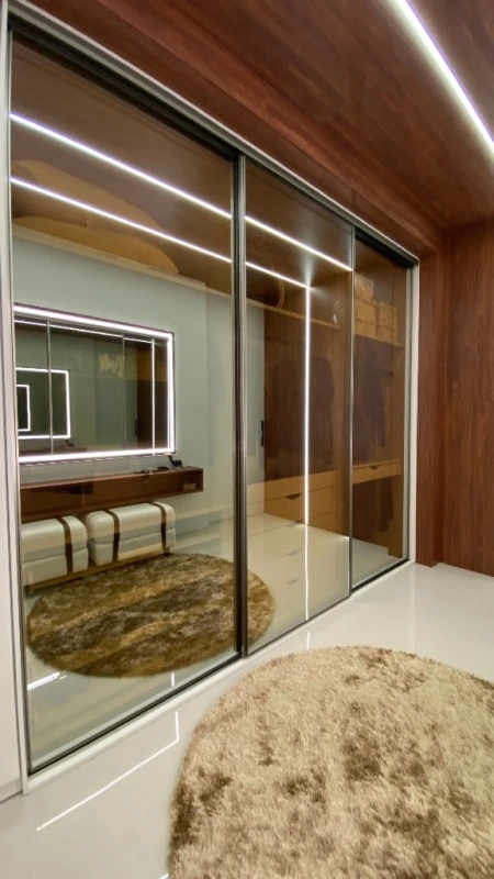 móveis planejados para closet pequeno