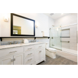 armário de banheiro com espelho planejado Residencial Dois