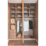 closet planejado simples Vila Andrade