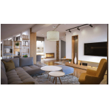 projeto de sala de estar pequena projetada Alphaville Residencial Plus